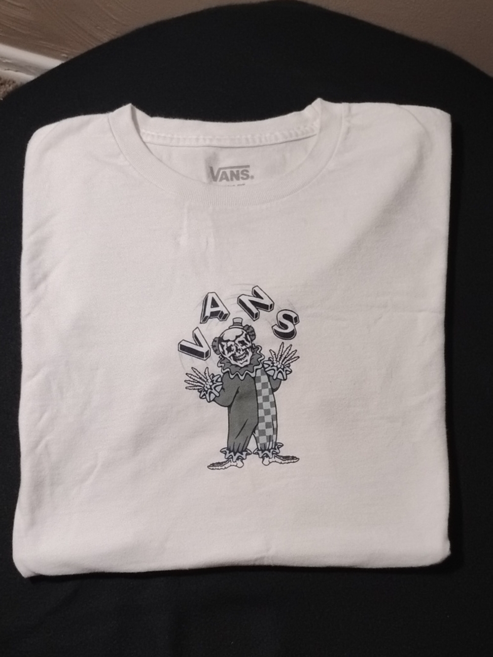 Vans White Juggling Skeleton Clown Graphic T-Shirt Size Medium